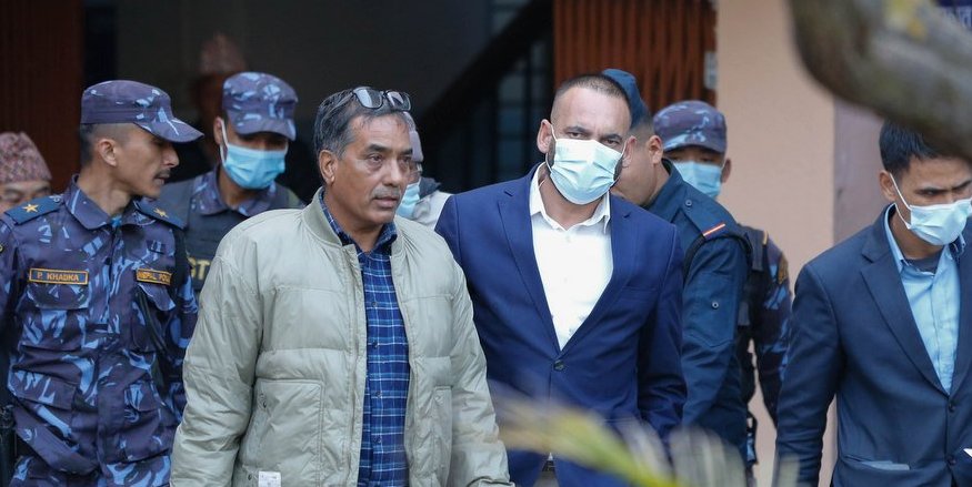 क्यान महानिर्देशक प्रदीप अधिकारी भ्रष्टाचार मुद्दामा थुनामा